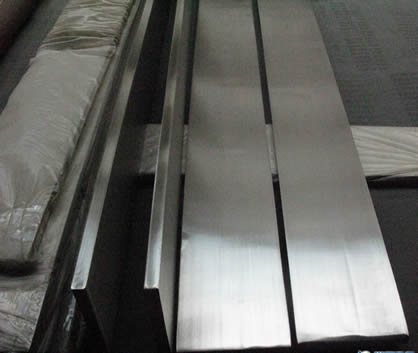 EN 441 stainless steel flat bar Hot rolled / cold drawn